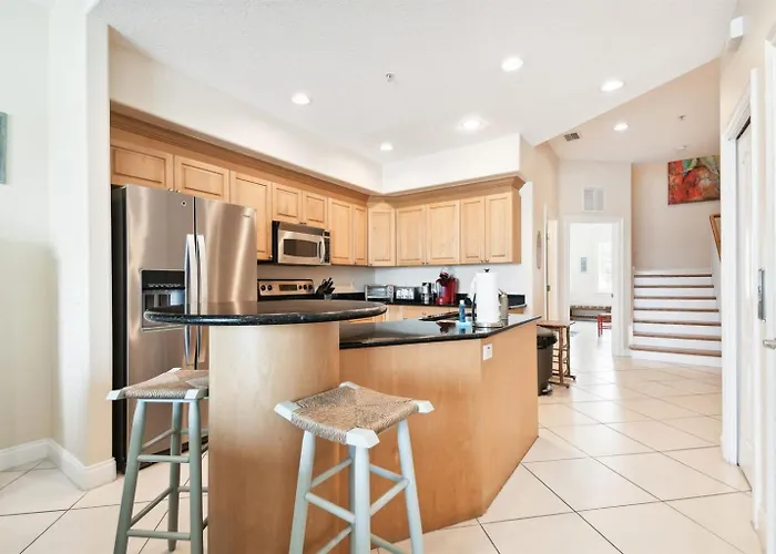 Waterfront 4-level Townhome With Rooftop Deck! *
