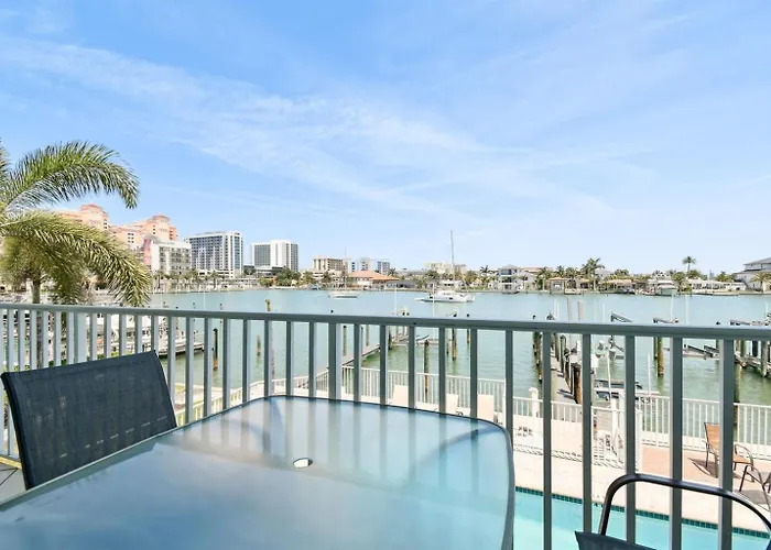 Waterfront 4-level Townhome With Rooftop Deck!
