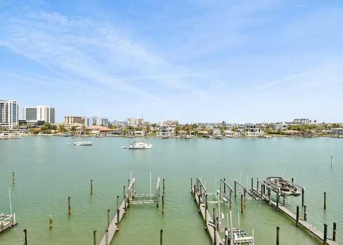 Waterfront 4-level Townhome With Rooftop Deck!