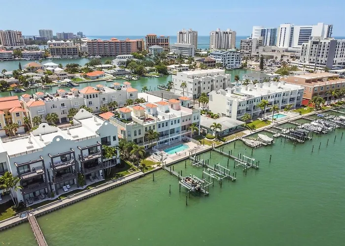 Waterfront 4-level Townhome With Rooftop Deck! Clearwater Beach